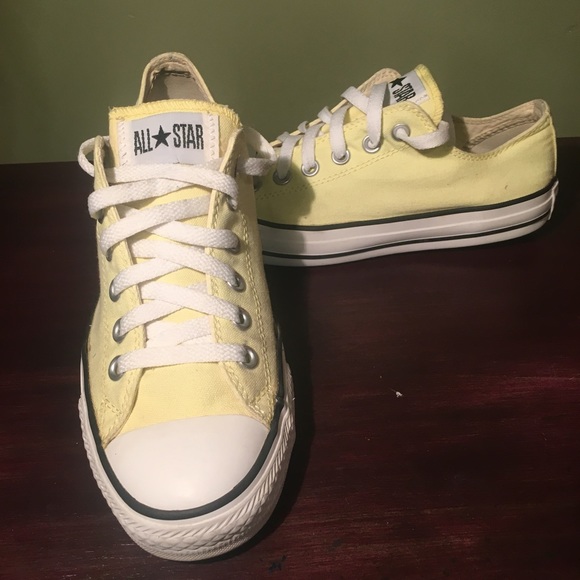 Yellow Converse - Picture 1 of 3